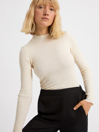 Armedangels Alaania Organic cotton mock neck . Oat Armedangels Alaania Organic cotton mock neck . Oat