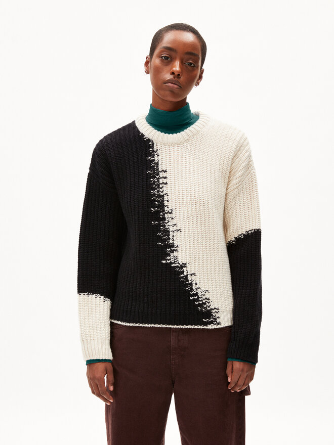 Bicolor Sweater-