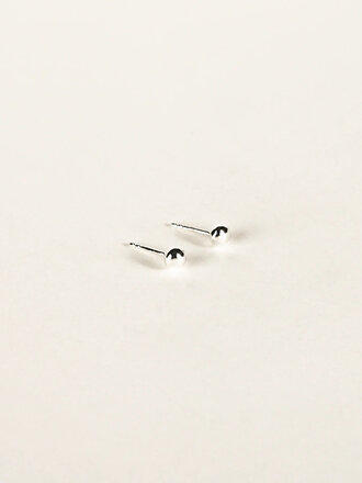 Sarah Bijoux Stud pépite . Argent sterling Sarah Bijoux Stud pépite . Argent sterling