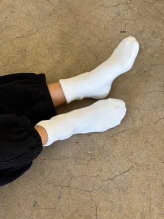 Le Bon Shoppe Cloud sock . Classic white