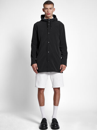 Stutterheim Impermeable léger et mat Stockholm avec snaps . Noir Stutterheim Impermeable léger et mat Stockholm avec snaps . Noir