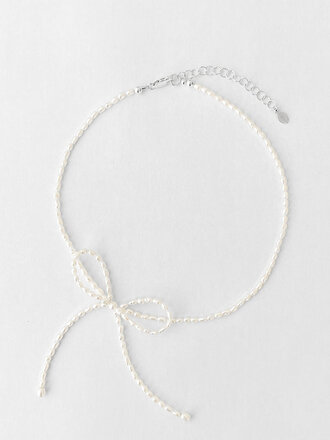 Kara Yoo Collier boucle Margot . Perles de riz