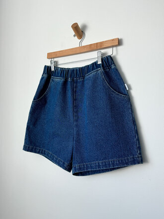 Le Bon Shoppe City Shorts . Denim