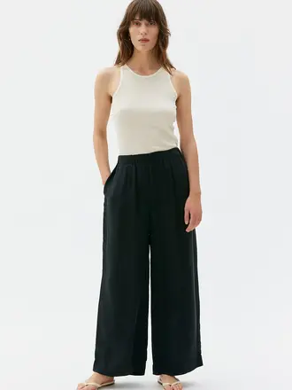 Maska Thea flowy tencel pants . Black