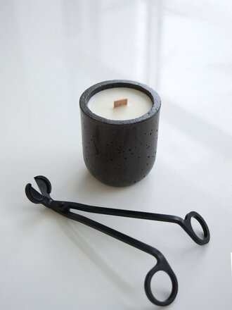 Esser Wick scissors . Matte black