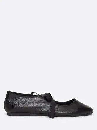 Intentionnaly Blank Ballerine en cuir Valley . Noir Intentionnaly Blank Ballerine en cuir Valley . Noir