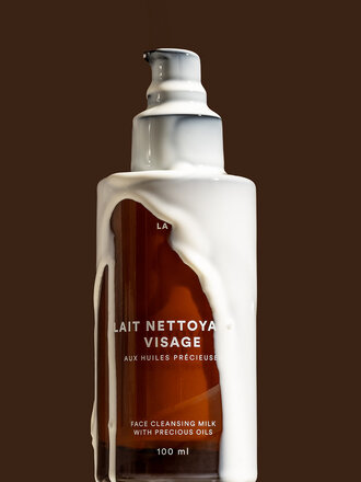 La Vie Apothicaire Face Cleansing Milk with Precious Oils - 100 ml