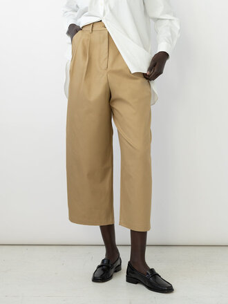 Shaina Mote Pantalon à plis . Camel Shaina Mote Pantalon à plis . Camel