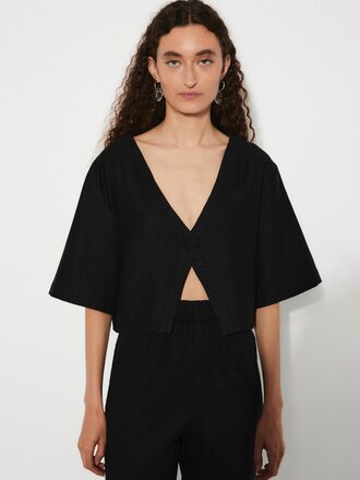 Rita Row Reishi cotton top . Black Rita Row Reishi cotton top . Black