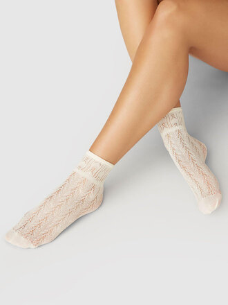 Swedish Stockings Chaussettes crochet Erica . Ivoire
