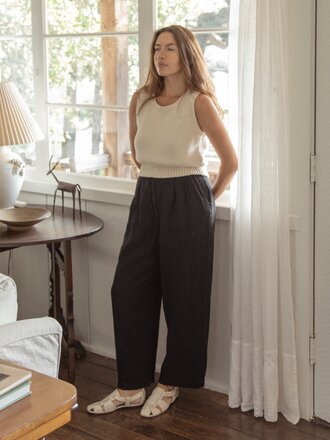 Gillian Stevens Persephone sleeveless knit top . Ivory Gillian Stevens Persephone sleeveless knit top . Ivory