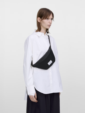 Sandqvist Ground Crossbody Bag . Black