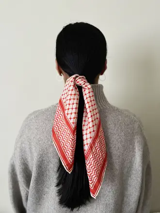 Sarah Musa Small silk and cotton Keffiyeh scarf . White and red