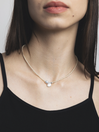 Wolf Circus Addison pearl necklace . Cream