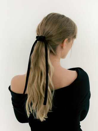 A Bronze Age Clara silk bow . Black