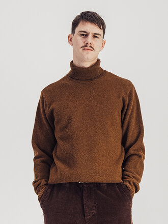 Parages Michel Turtleneck Sweater . Rust Parages Michel Turtleneck Sweater . Rust