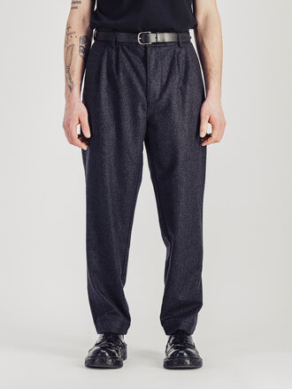 Parages Pantalon en flanelle Double Pleats . Anthracite chiné Parages Pantalon en flanelle Double Pleats . Anthracite chiné