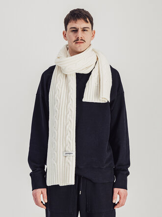 Parages Cable-knit scarf . Ivory