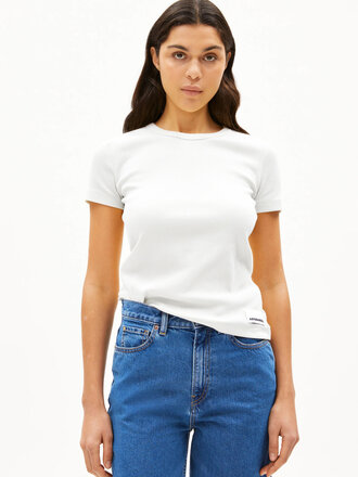 Armedangels T-Shirt ajusté en coton bio Kardaa . Blanc Armedangels T-Shirt ajusté en coton bio Kardaa . Blanc