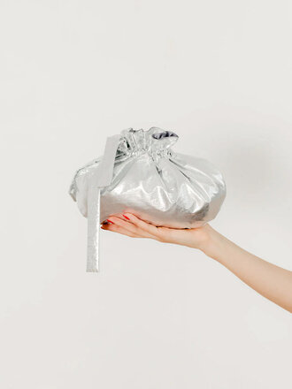 A Bronze Age Dumpling bag . Mercury