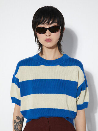 Rita Row Pattie knit top . Vanilla / Blue