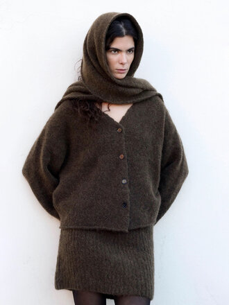 Black to grey Shore wool and alpaca scarf . Dark green