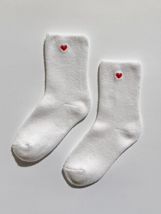 Le Bon Shoppe Chaussettes brodées Cloud . Blanc avec coeur