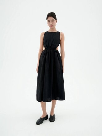 Thinking Mu Robe midi en seersucker Kin . Noir