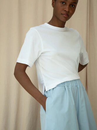 Beaumont Organic Bay Organic Cotton T-Shirt . White