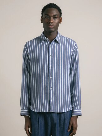 Kestin Dirleton Denim Shirt . White Stripes