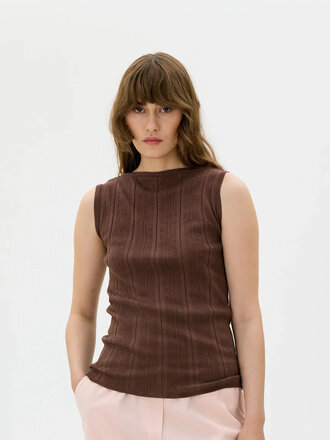 Maska Enni Ribbed Light Organic Cotton Sleeveless Top . Hickory