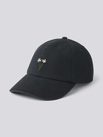 Forét Posy Embroidered Cap . Black