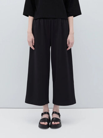 Rita Row Adama Straight High-Waisted Pants . Black