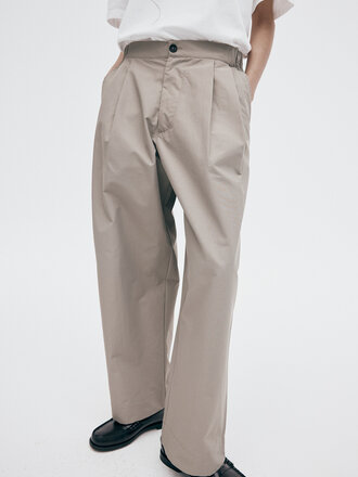 Unfeigned Technical City Water Repellent Pants . Adobe