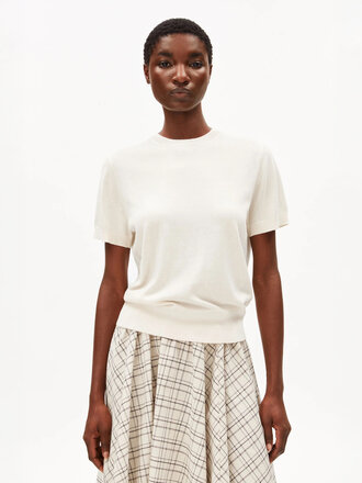 Armedangels Fine Knit Tencel Top . Oatmilk