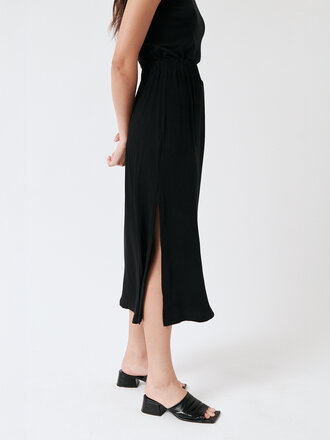 AMT Studio Jupe côtelée en modal Lula . Noir