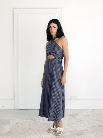 A Bronze Age Robe avec dos ouvert Naya . Pois marine
