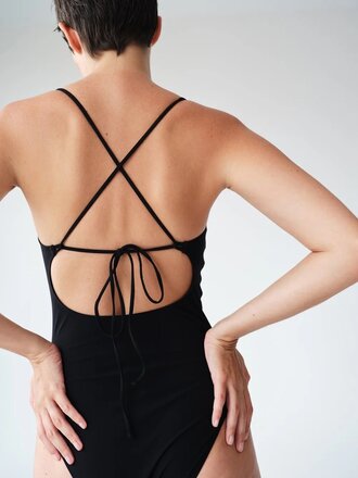 Pale Maillot de bain une pièce Marina . Noir