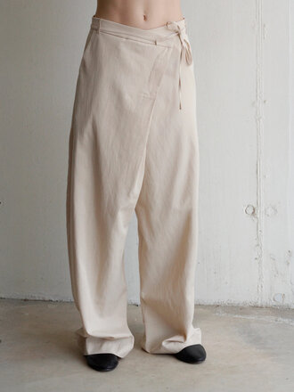 Black to grey Nuage Wrap Trousers . Beige