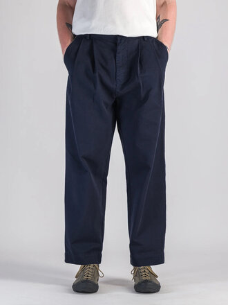 Parages Pantalon à larges plis . Marine