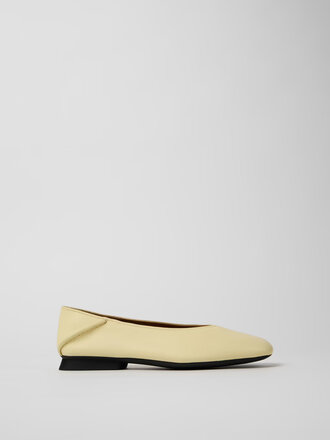 Camper Casi Myra Leather Ballerinas . Yellow