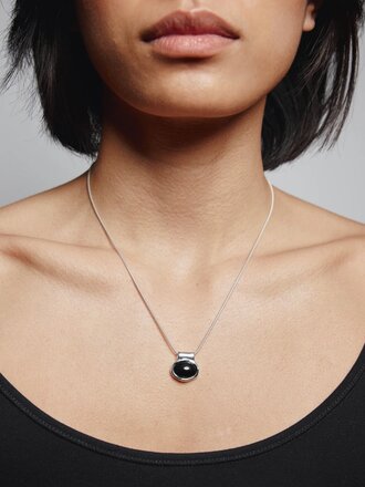 Wolf Circus Imogen Necklace . Onyx/Sterling Silver
