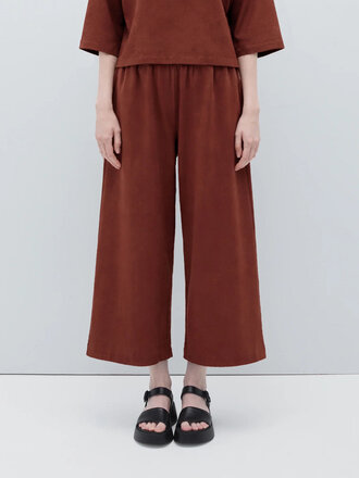 Rita Row Adama Straight High-Waisted Pants . Rust