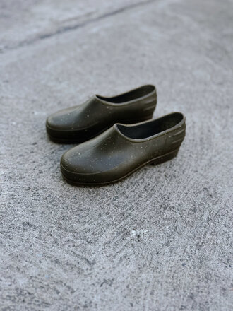 Plasticana Gardana Unisex Clogs . Dark Hemp