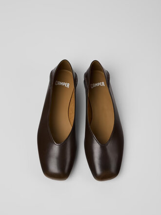 Camper Ballerines en cuir souple Casi Myra . Brun