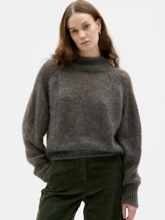 Maska Chandail chunky en mohair et soie Faye . Moleskin