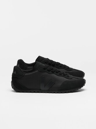 Veja Chaussure GT Nolyn . Noir