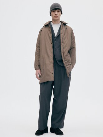 Unfeigned Puffed coat with Water-repellent finish .  Moca