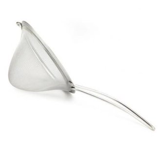 Cuisipro Cuisipro - Passoire conique avec manche 14cm Cuisipro Cuisipro - Passoire conique avec manche 14cm