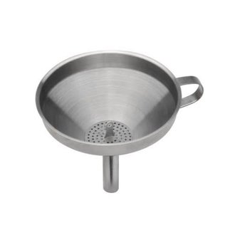 Norpro Entonnoiravec filtre perforé amovible 6'' Norpro Entonnoiravec filtre perforé amovible 6''